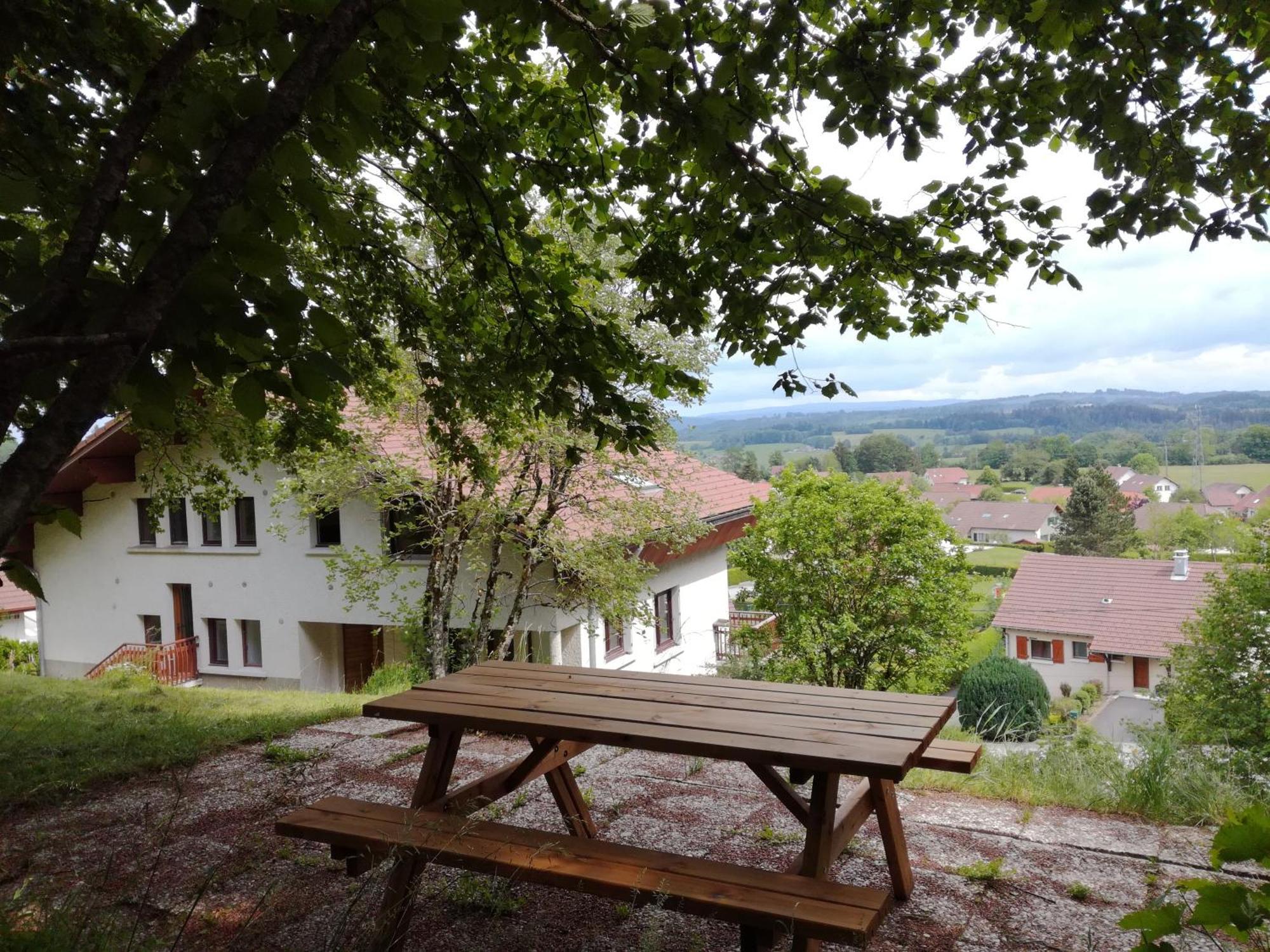 Le Chasseral Apartment Maiche